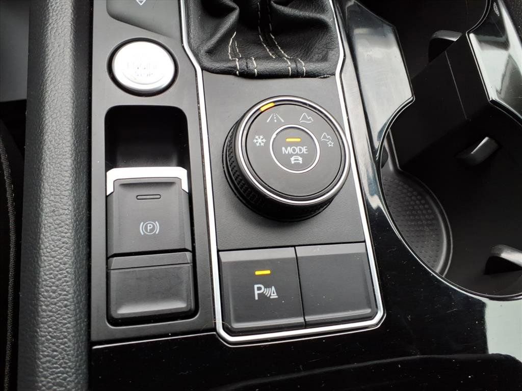 Used 2022 Volkswagen Atlas SE image 22