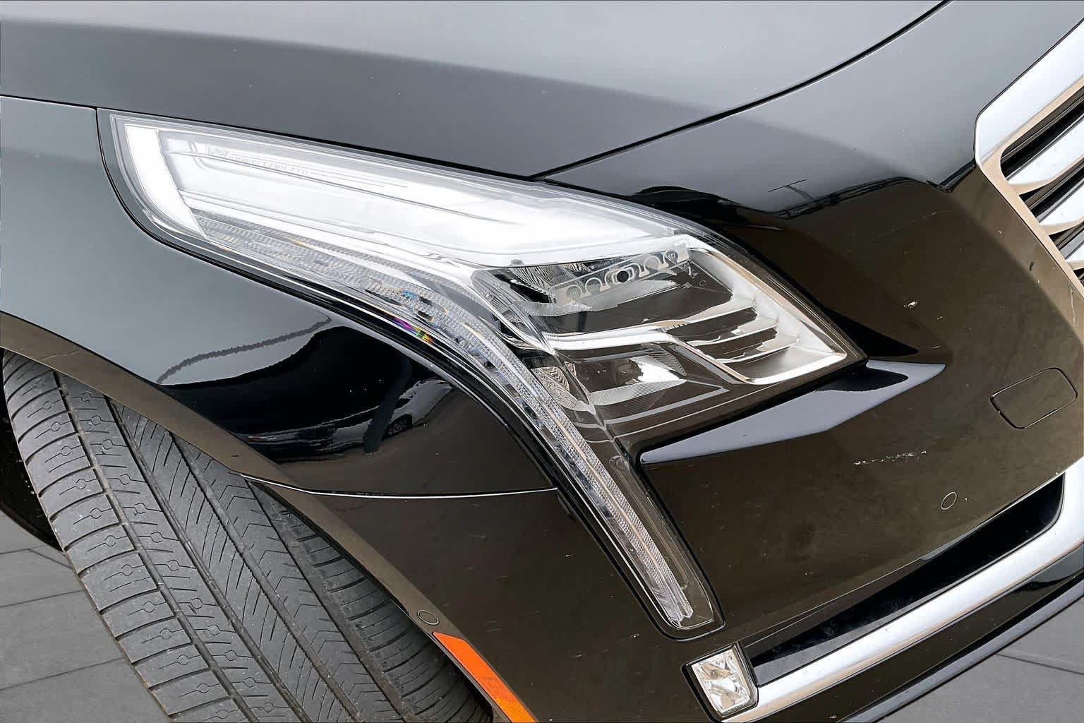 Used 2018 Cadillac CT6 Luxury AWD/4WD image 26