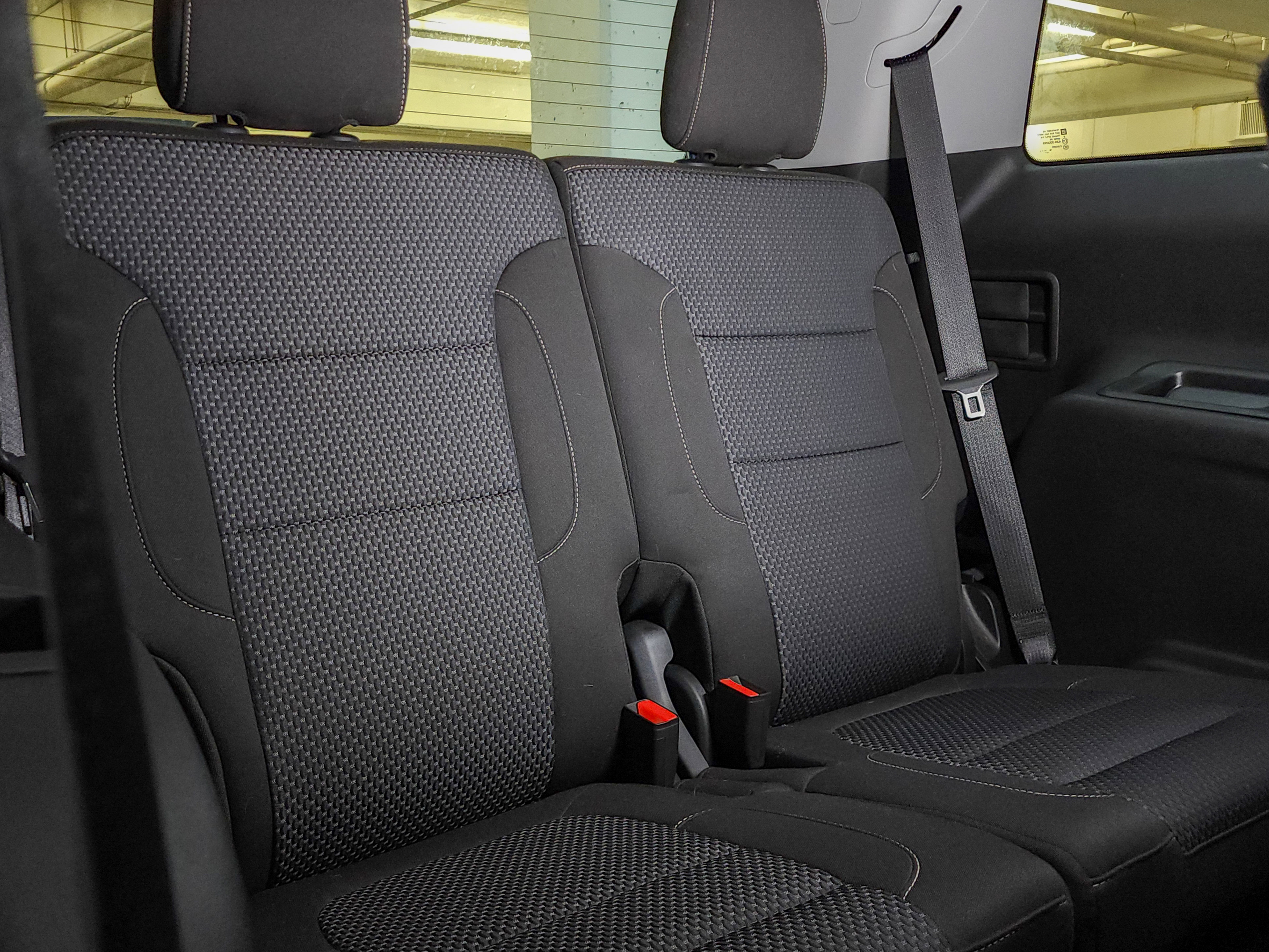 Used 2020 GMC Acadia SLE image 43