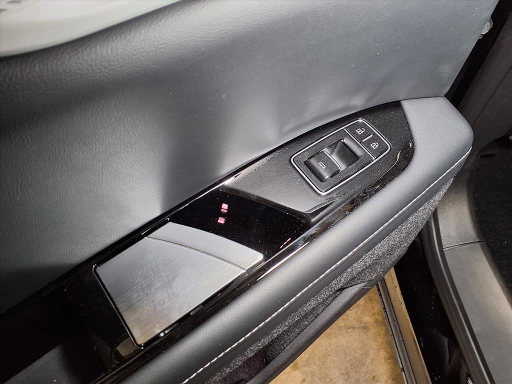 New 2026 Cadillac Optiq Sport 1 image 13