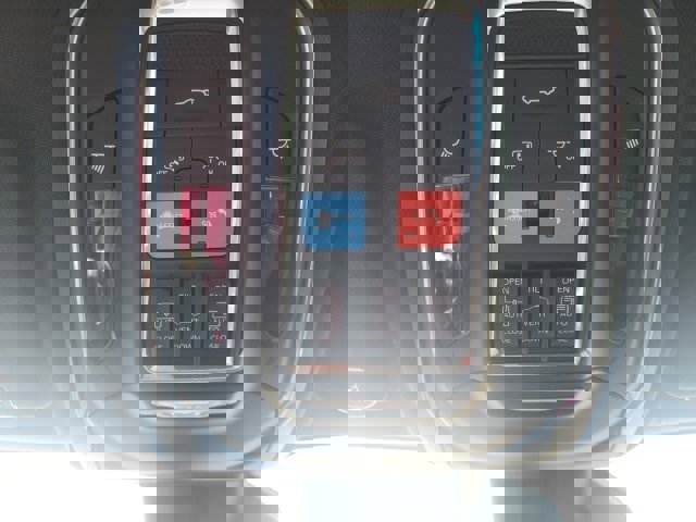 New 2025 Jeep Grand Cherokee L Limited w/ Trailer Tow Package image 11