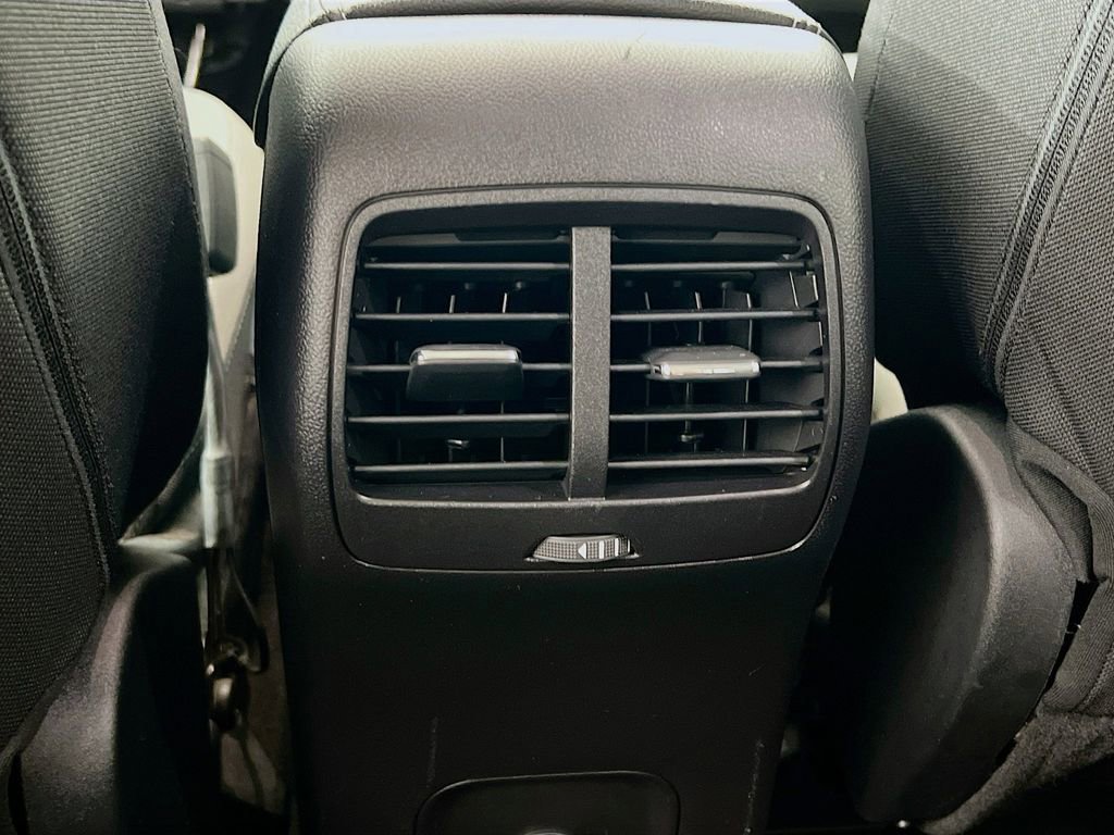 Used 2021 Ford Escape SE w/ Cold Weather Package AWD/4WD image 24