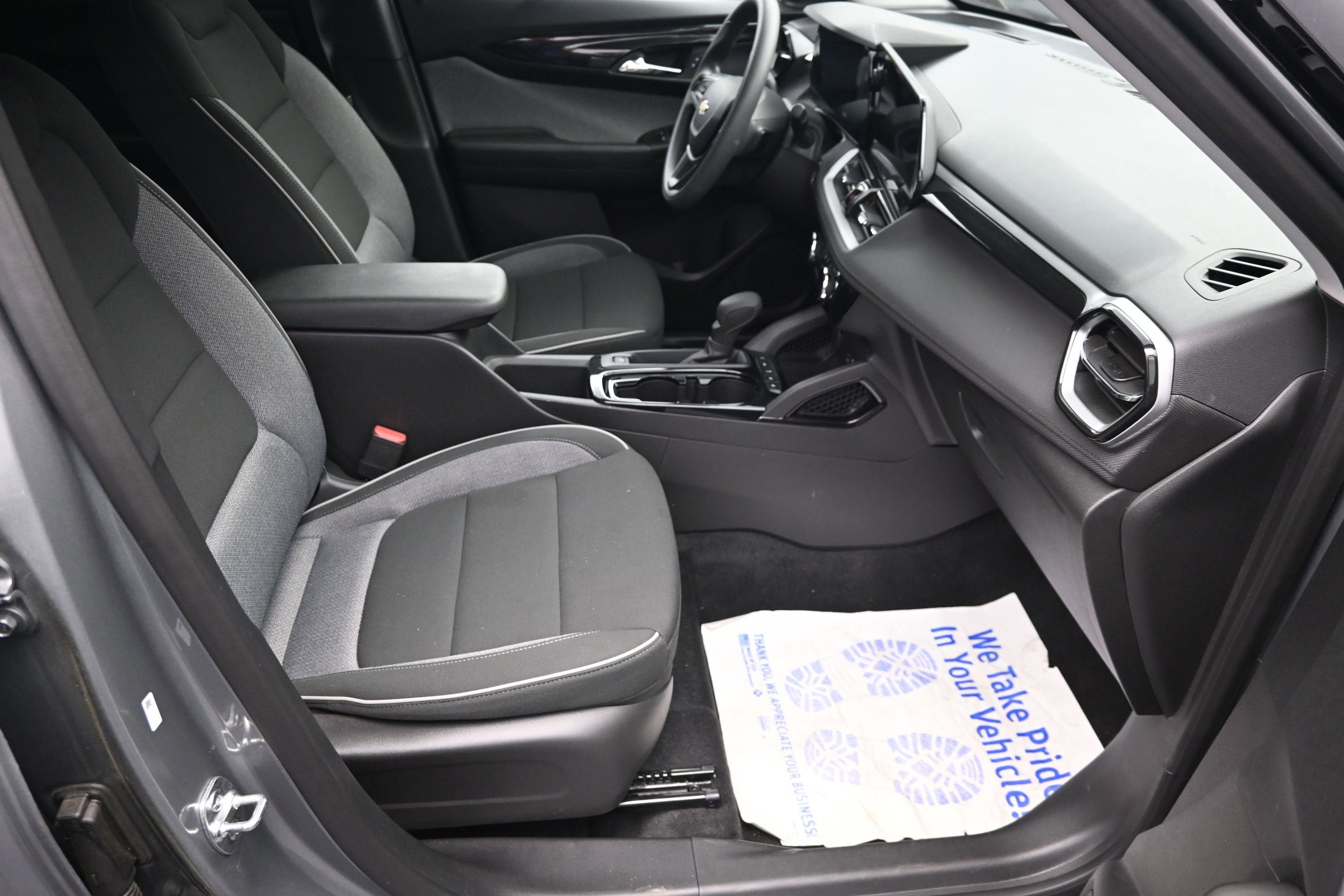 Used 2026 Chevrolet TrailBlazer LT w/ Driver Confidence Package FWD image 30