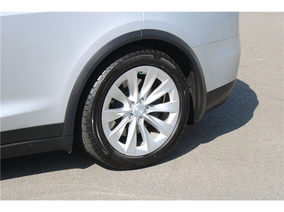 Used 2018 Tesla Model X 75D AWD/4WD image 6