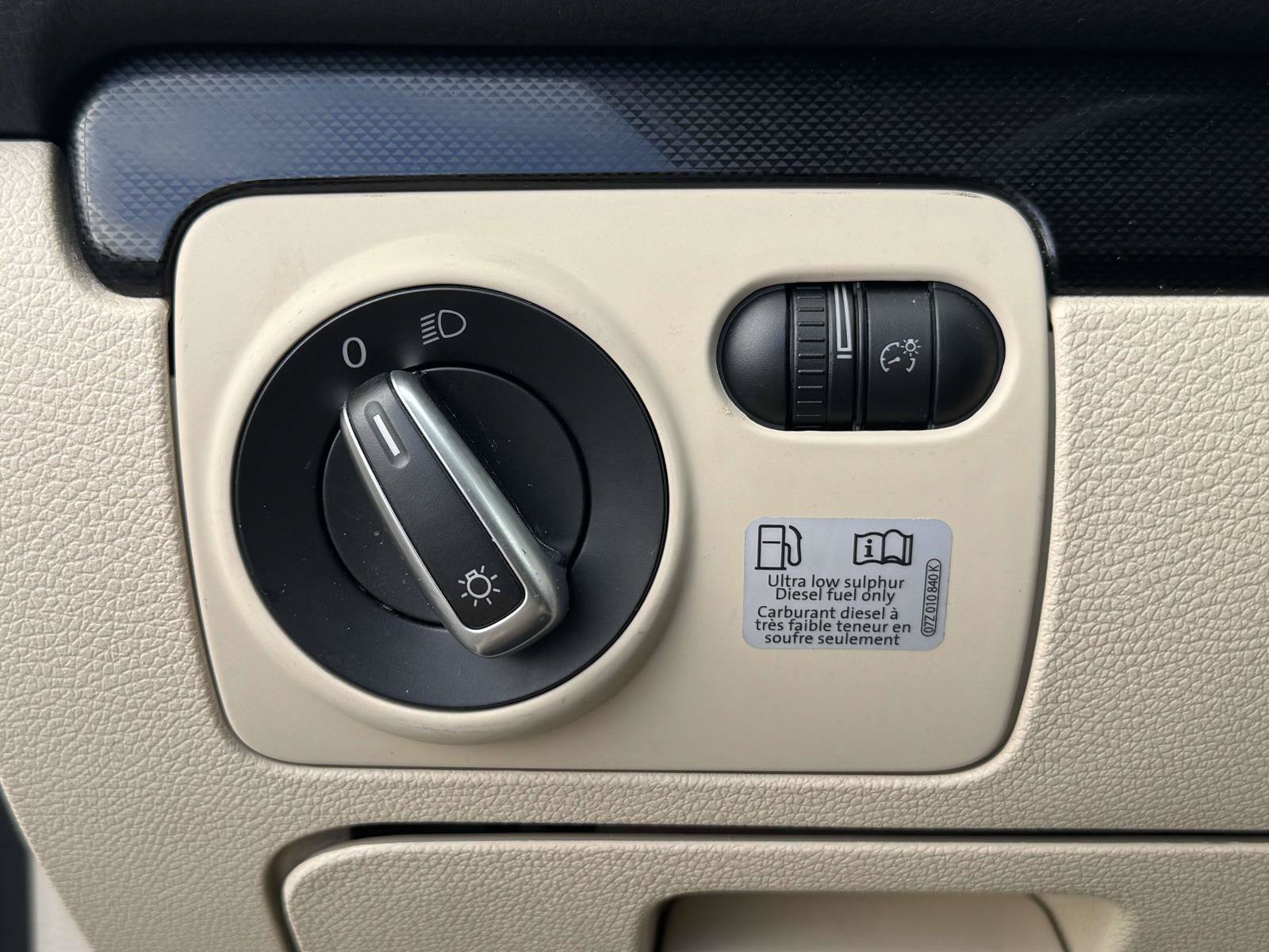 Used 2014 Volkswagen Jetta TDI FWD image 19