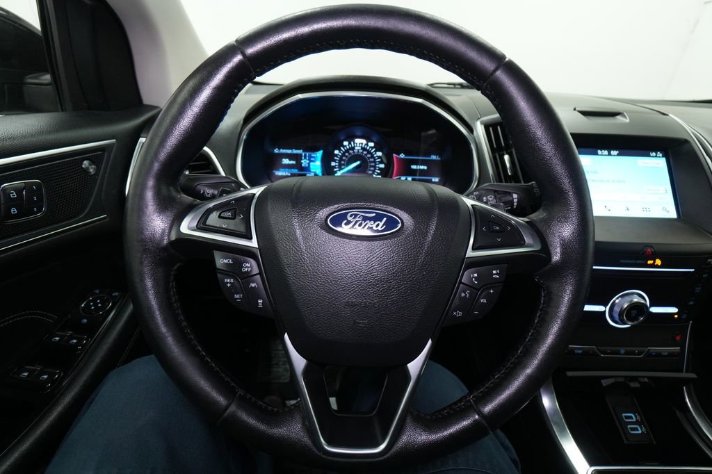 Used 2019 Ford Edge Titanium w/ Cold Weather Package AWD/4WD image 43