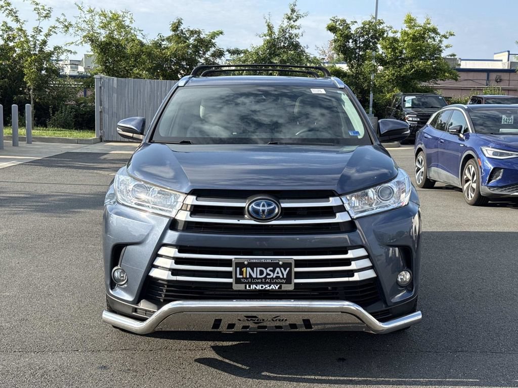 Used 2019 Toyota Highlander XLE AWD/4WD image 7