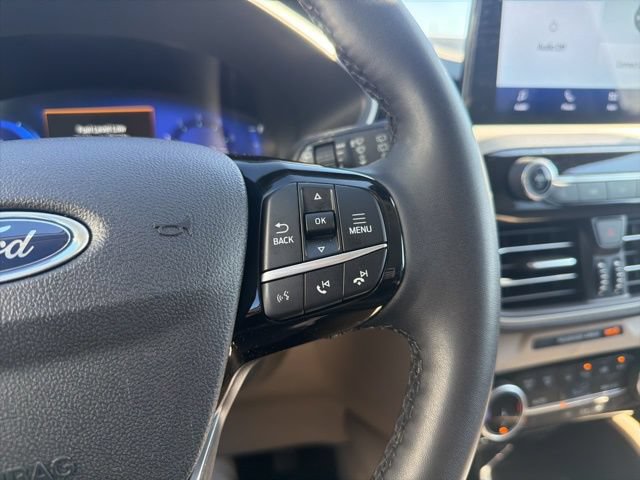 Used 2022 Ford Escape SEL w/ Technology Package AWD/4WD image 36