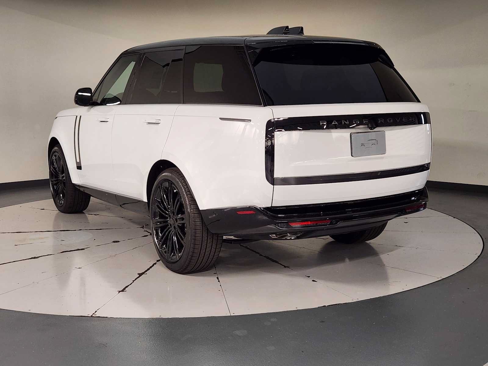 New 2026 Land Rover Range Rover SE AWD/4WD image 6