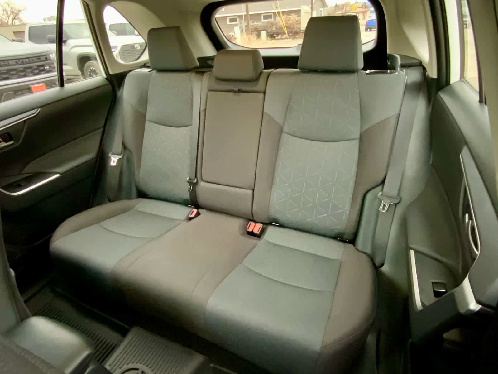 Used 2025 Toyota RAV4 XLE w/ Convenience Package image 26