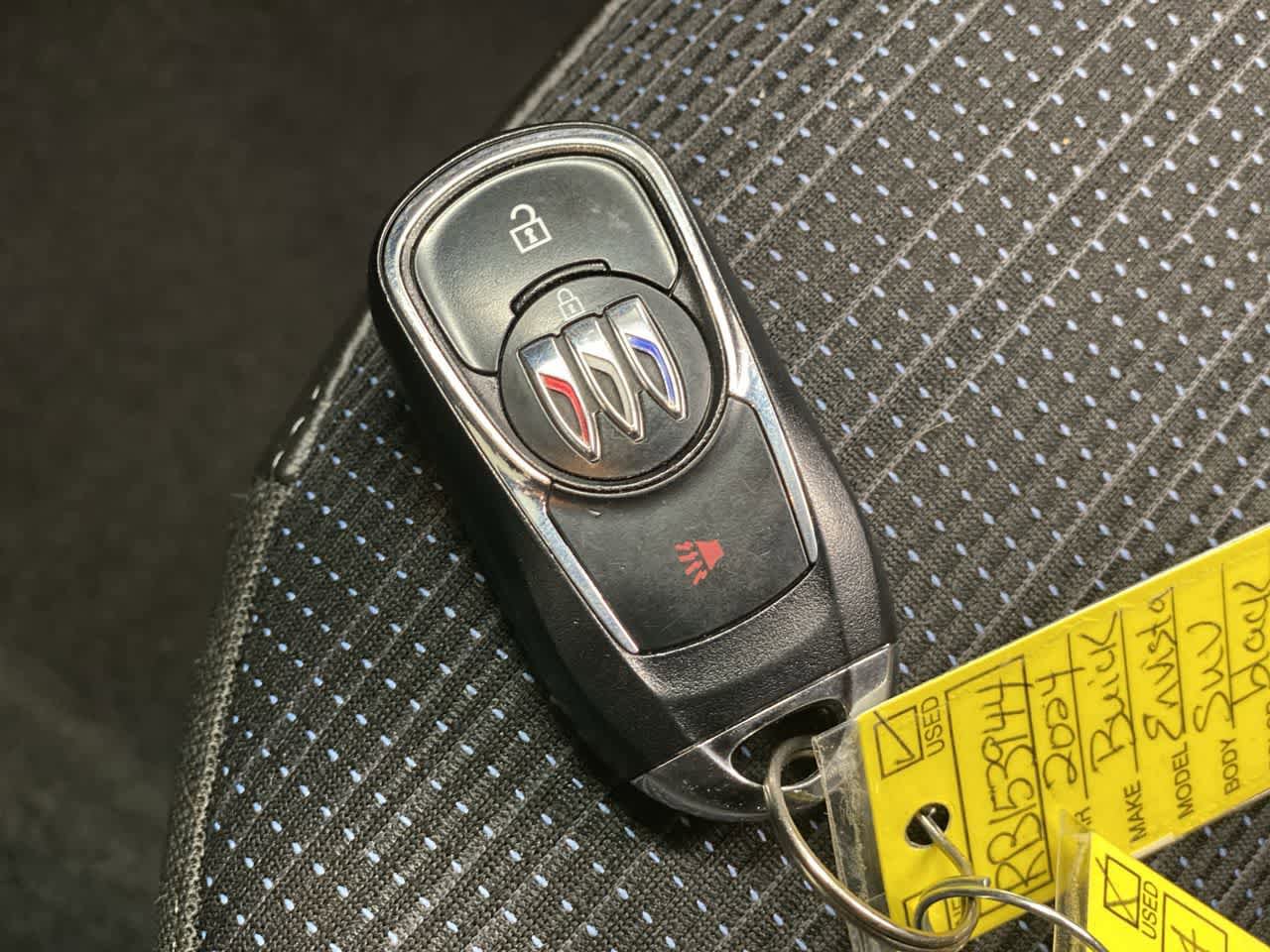 Used 2024 Buick Envista Preferred image 28