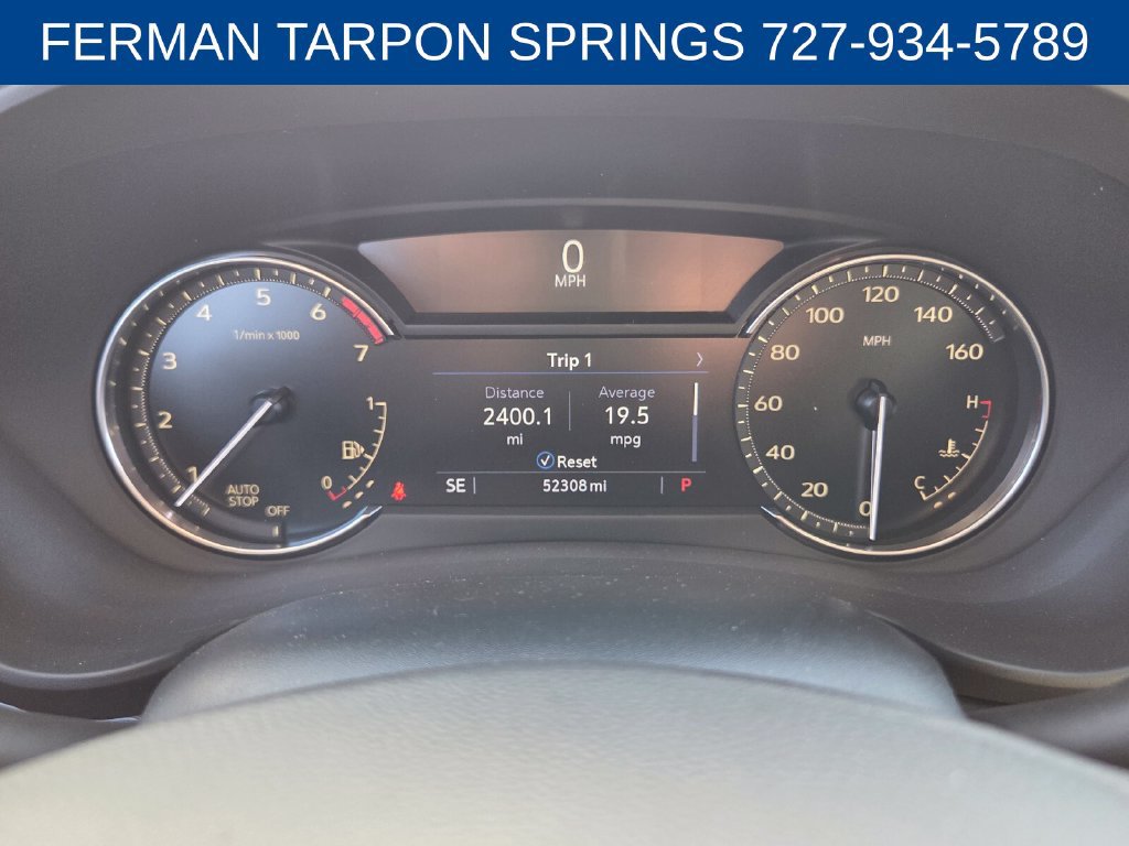 Certified 2022 Cadillac XT4 Premium Luxury w/ Safety Alert Package FWD image 31