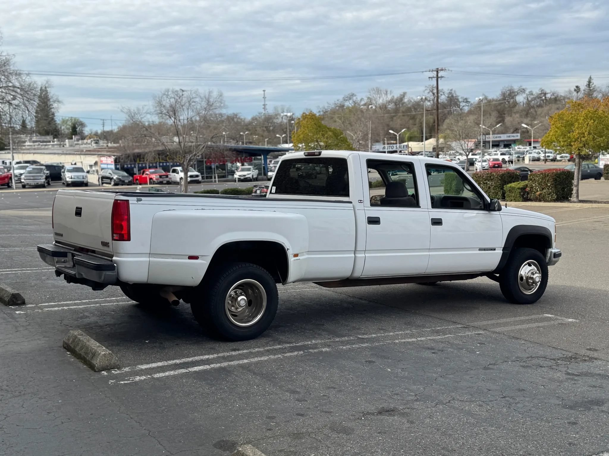 Used 2000 GMC Sierra 3500 4x4 Crew Cab w/ SLE Marketing Option Pkg 3 image 5