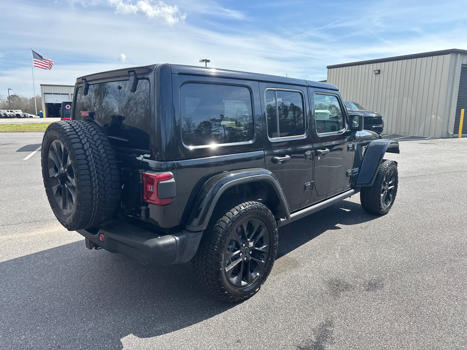 Used 2025 Jeep Wrangler Backcountry image 5