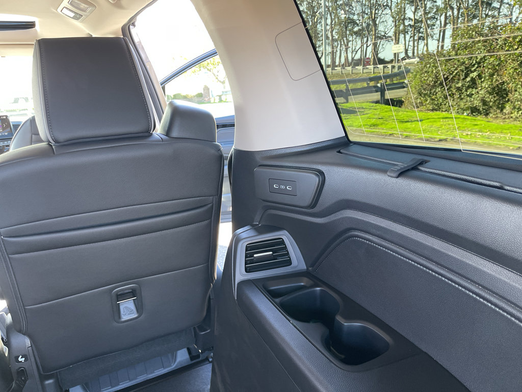 New 2026 Honda Odyssey Touring image 21