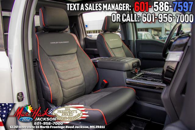 New 2026 Ford F250 Lariat w/ Black Appearance Package image 14