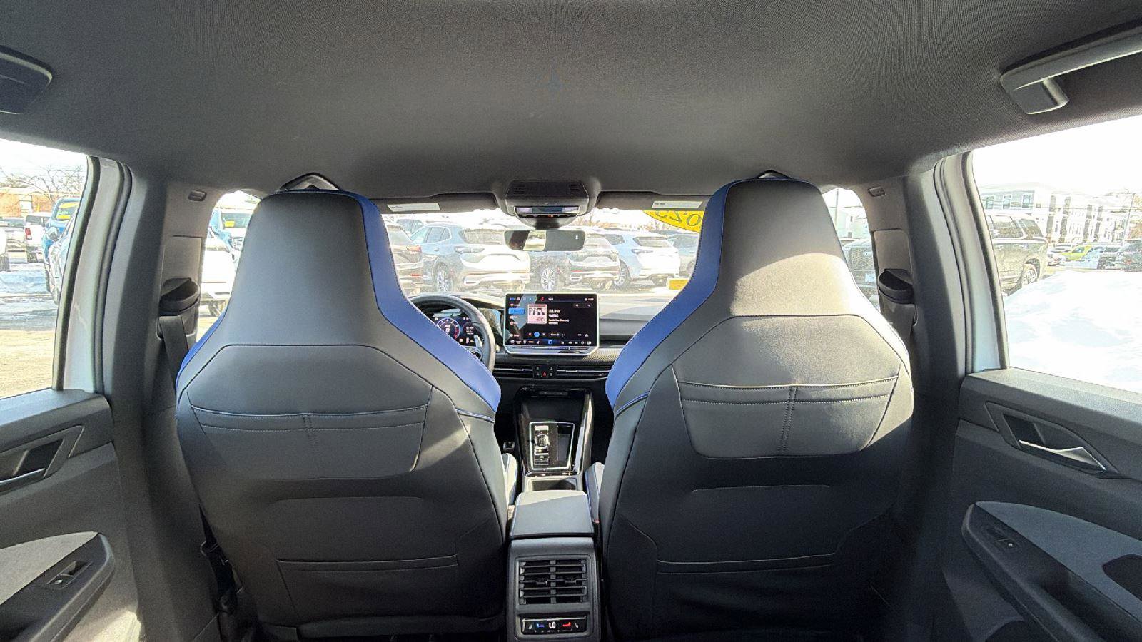 Used 2025 Volkswagen Golf R Black Edition image 30