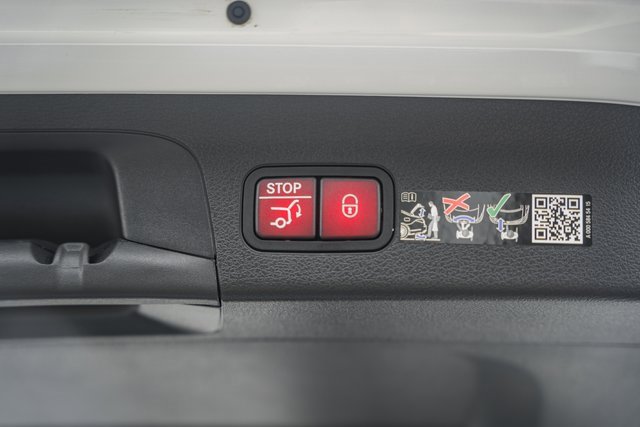 New 2026 Mercedes-Benz GLS 450 4MATIC image 11