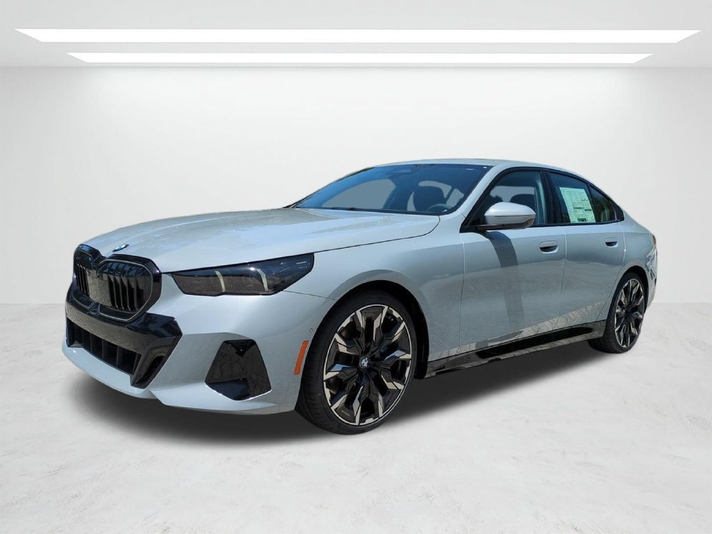 New 2027 BMW 530i xDrive w/ M Sport Package AWD/4WD image 8