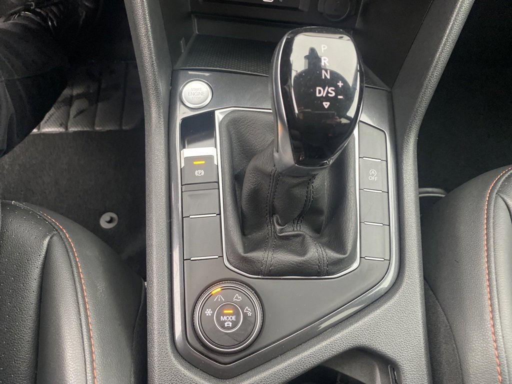 Used 2024 Volkswagen Tiguan Wolfsburg Edition image 19