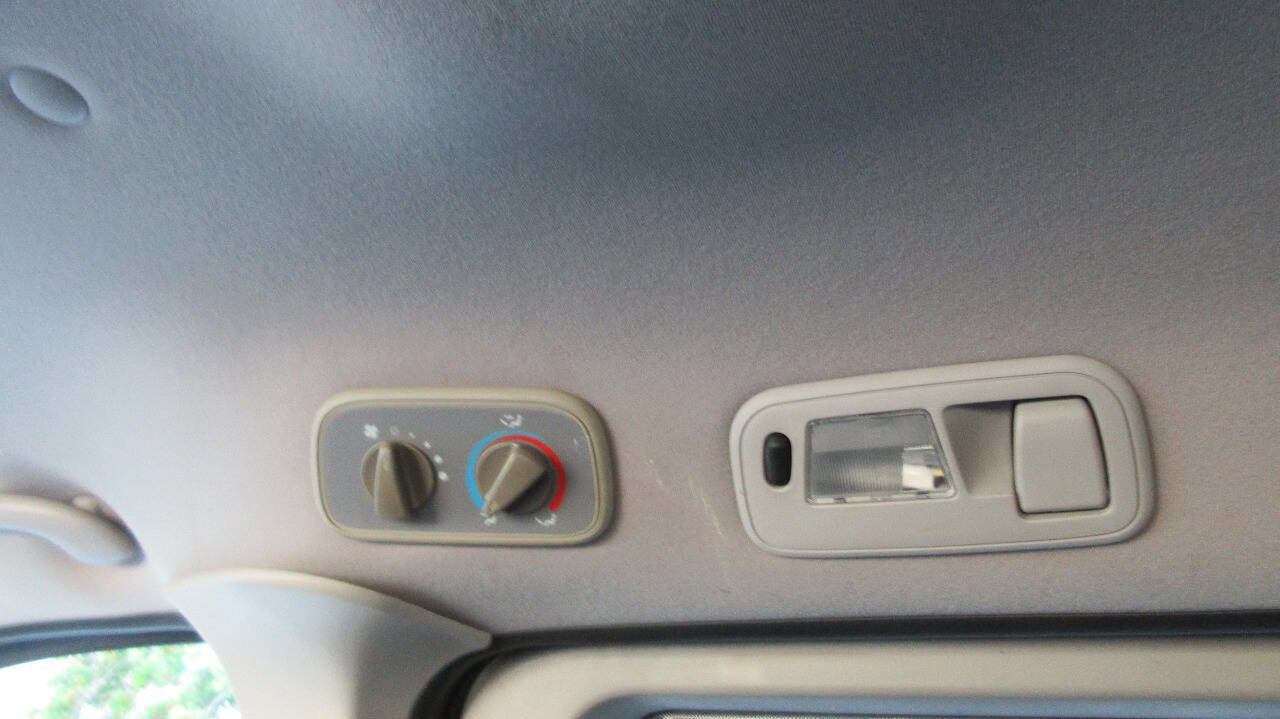 Used 2002 Ford Windstar LX image 36
