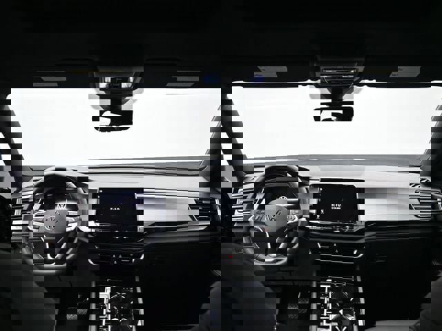 New 2026 Volkswagen Atlas Cross Sport SE image 10