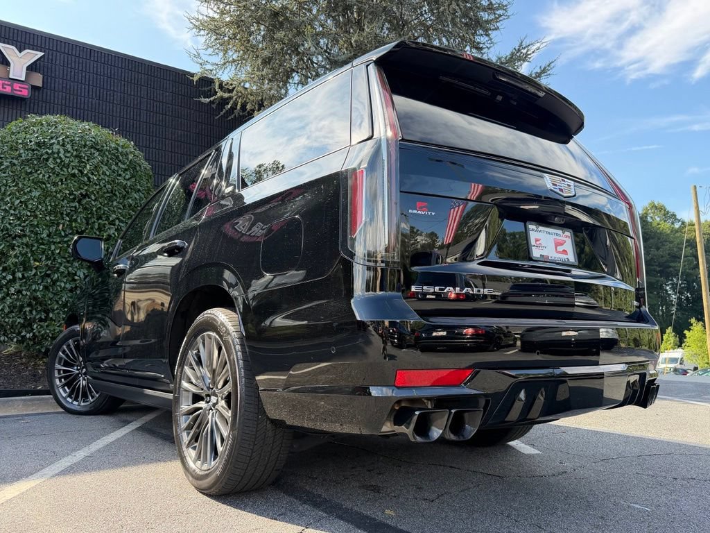 Used 2023 Cadillac Escalade V AWD/4WD image 18