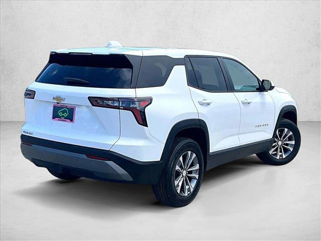 Used 2026 Chevrolet Equinox LT FWD image 2