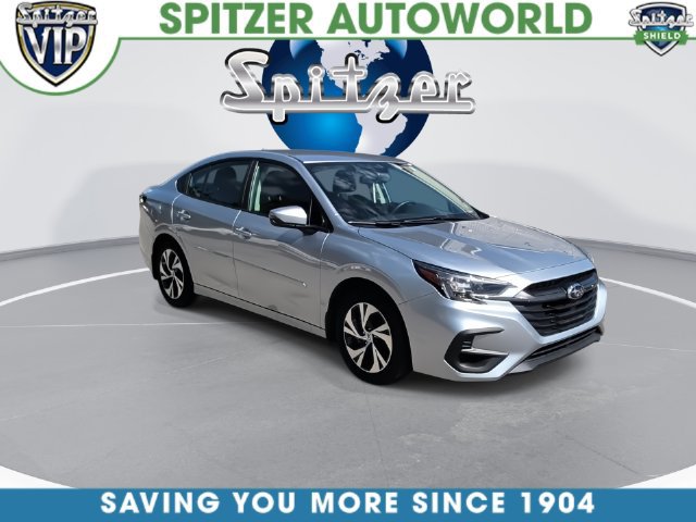 Used 2025 Subaru Legacy Premium AWD/4WD image 3