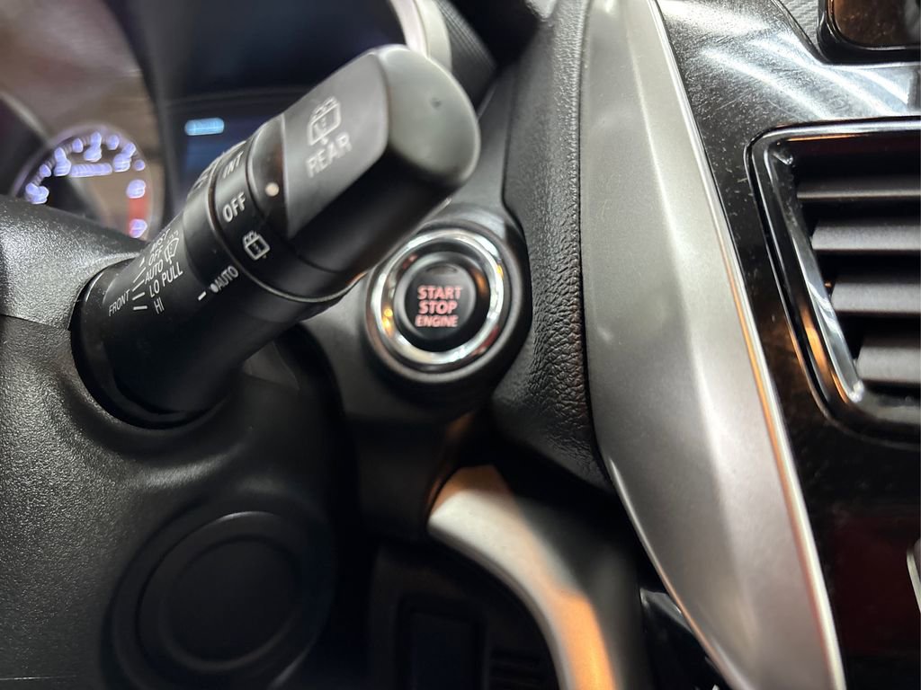 Used 2024 Mitsubishi Eclipse Cross SE image 30