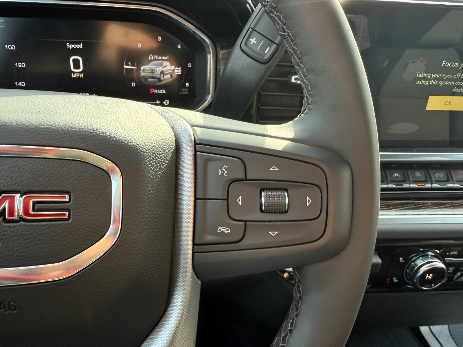 New 2026 GMC Sierra 1500 SLE w/ Max Trailering Package image 27