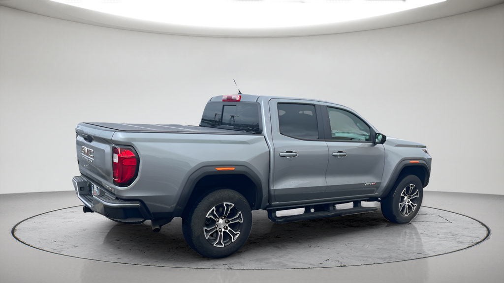 Used 2023 GMC Canyon AT4 w/ AT4 Premium Package AWD/4WD image 2