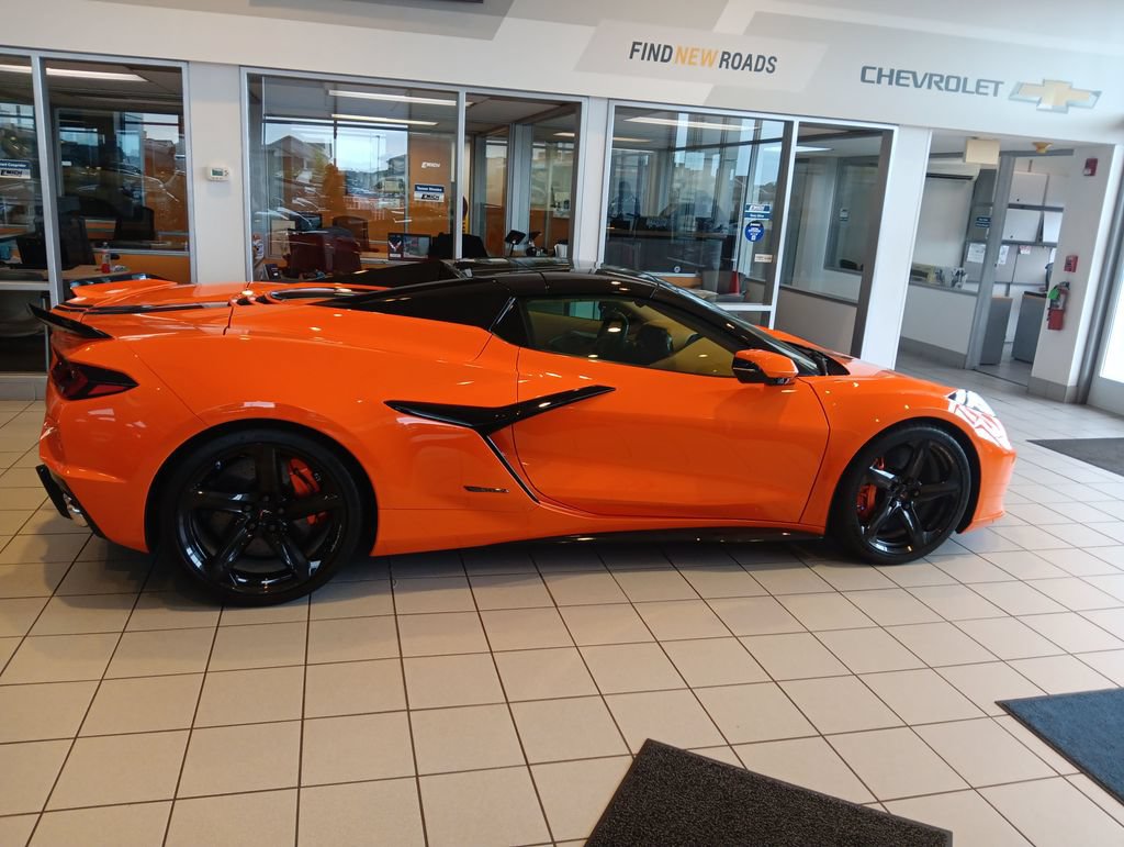 Used 2024 Chevrolet Corvette E-Ray w/ ZER Performance Package AWD/4WD image 8