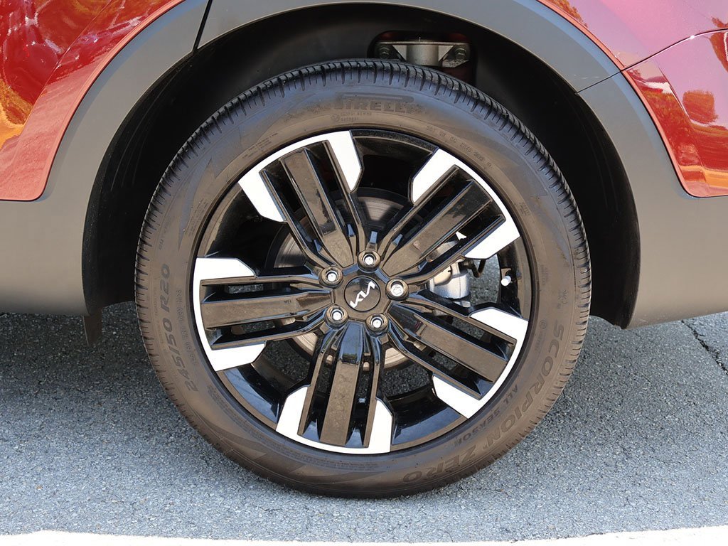 Used 2024 Kia Telluride SX image 25