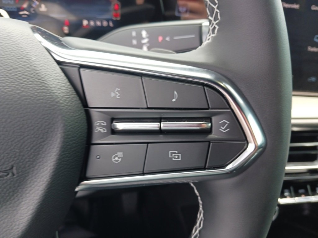 New 2025 Chevrolet Traverse LT w/ Enhanced Driving Package image 15