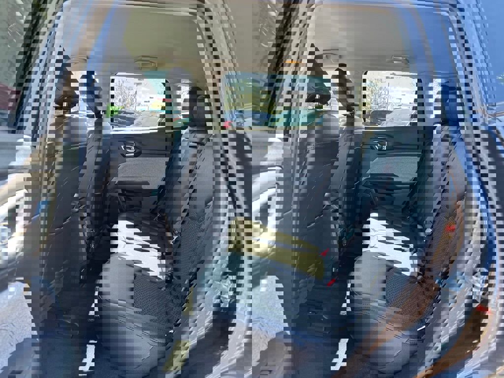 Used 2022 Jeep Compass Latitude image 16