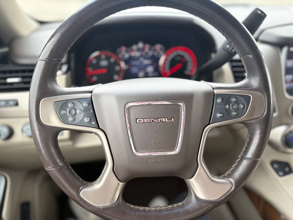 Used 2015 GMC Yukon XL Denali w/ Premium Package AWD/4WD image 16