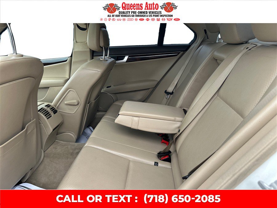 Used 2014 Mercedes-Benz C 300 4MATIC Sedan image 11