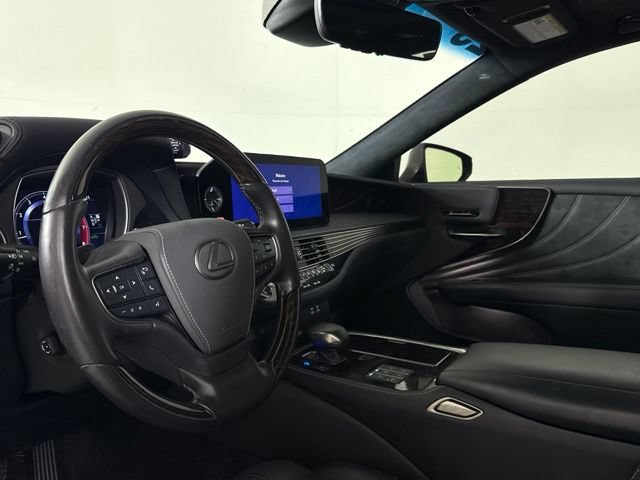 Used 2023 Lexus LS 500 w/ Interior Upgrade Package RWD image 4
