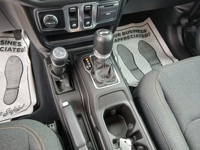 Used 2024 Jeep Wrangler Sport AWD/4WD image 28