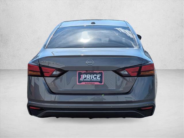 Used 2025 Nissan Altima 2.5 SV FWD image 6