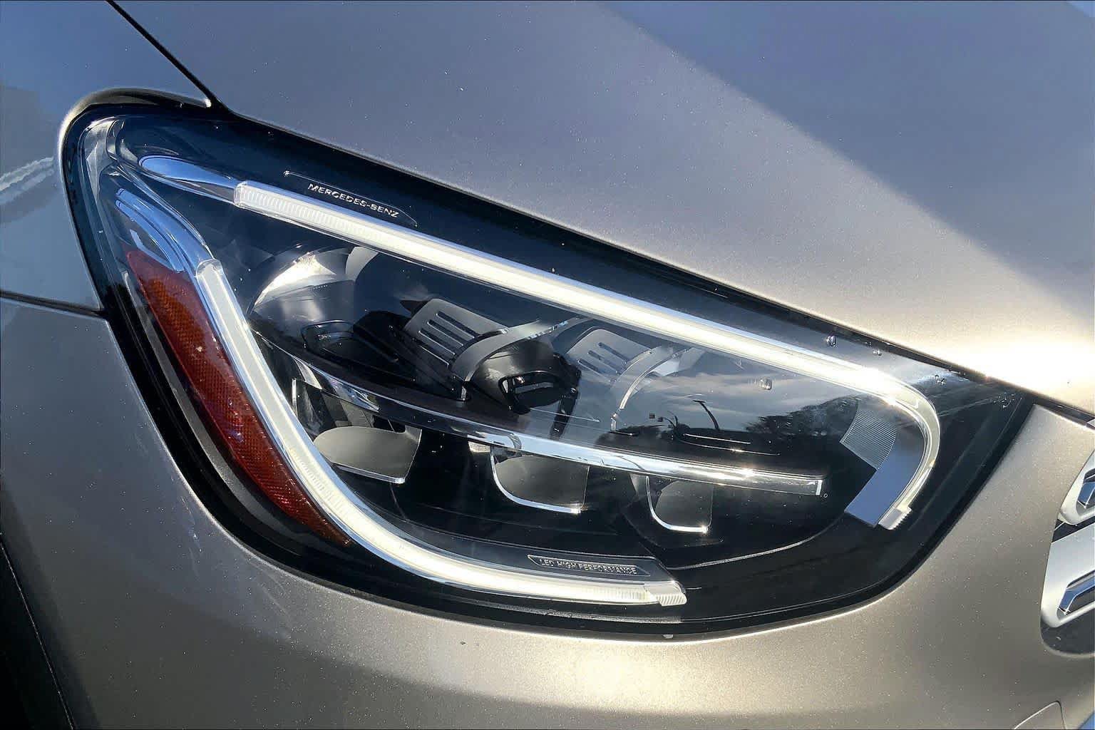 Used 2021 Mercedes-Benz GLC 300 image 27