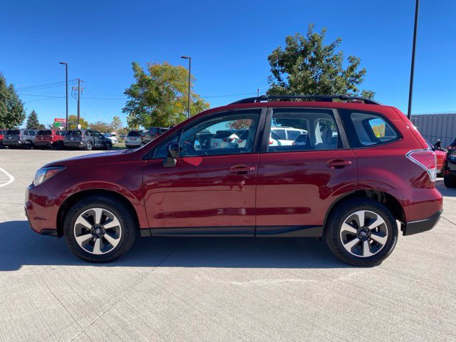 Used 2017 Subaru Forester 2.5i w/ Alloy Wheel Package AWD/4WD image 2
