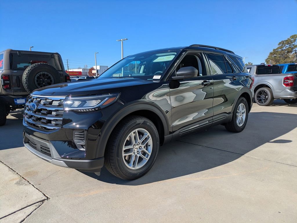New 2026 Ford Explorer Active image 7