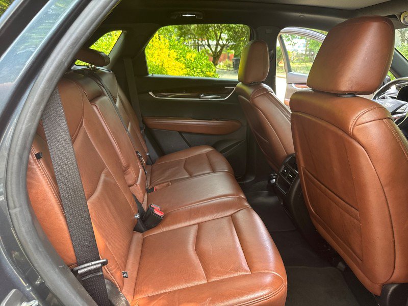 Used 2019 Cadillac XT5 Luxury AWD/4WD image 32