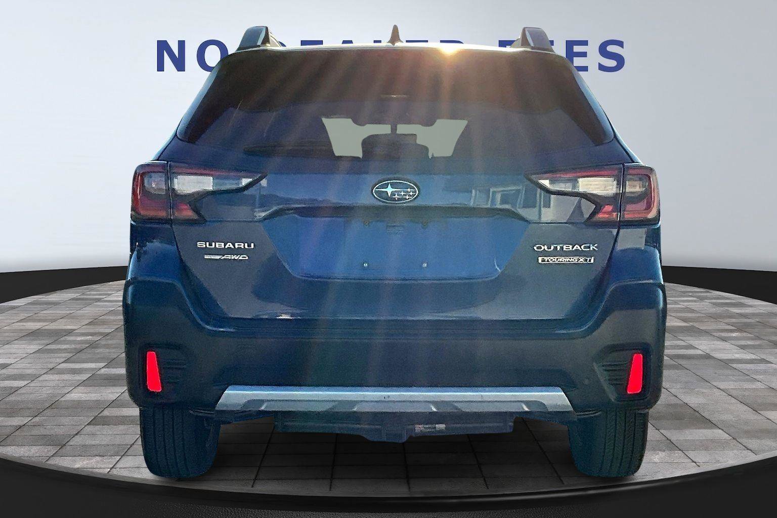 Used 2022 Subaru Outback Touring XT AWD/4WD image 5