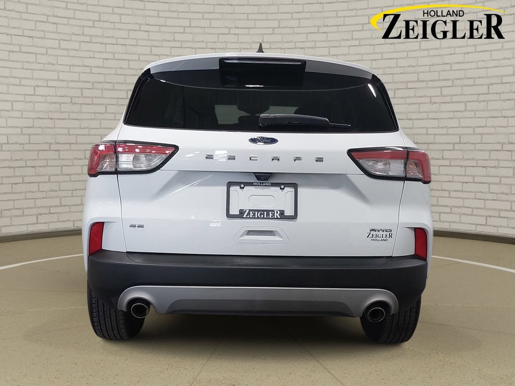 Used 2022 Ford Escape SE w/ Convenience Package AWD/4WD image 6