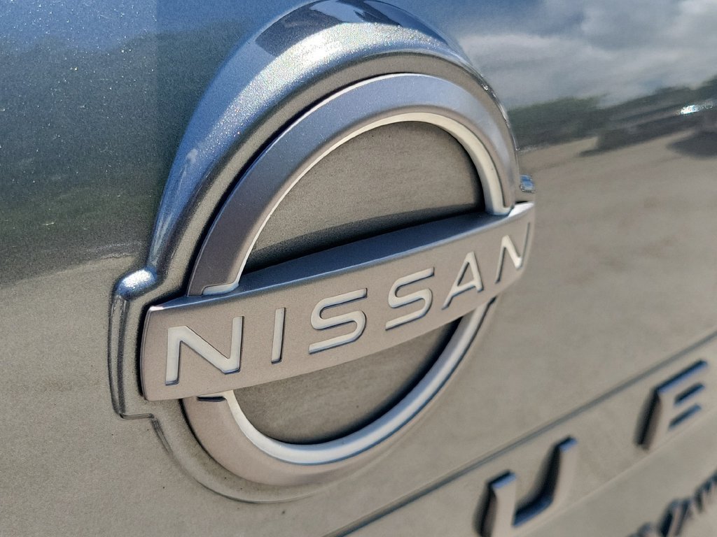 Certified 2024 Nissan Rogue SV AWD/4WD image 13