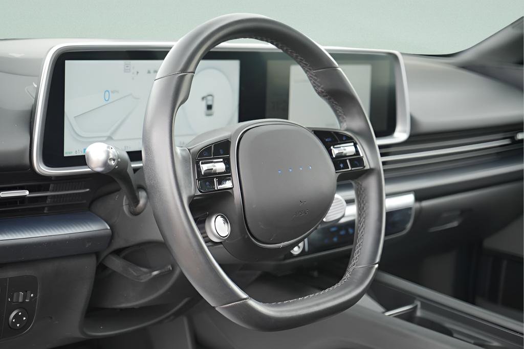 Used 2024 Hyundai Ioniq 6 SEL AWD/4WD image 25