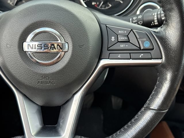 Used 2018 Nissan Rogue SL w/ Premium Package AWD/4WD image 16